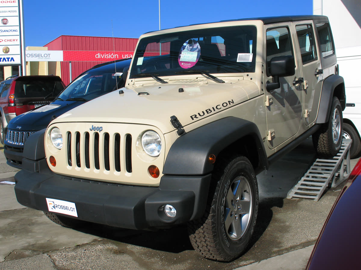 File:Jeep Wrangler Unlimited 3.8 Rubicon 2011 (12510514345).jpg — 지프 랭글러 골디락스 에디션 가격, 8,790만 원과 7,990만 원의 차이