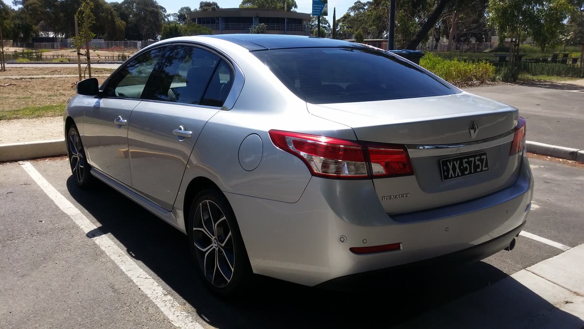2013 Renault Latitude (X43 MY13) Privilege dCi sedan (16145615076) — 신형 아반떼 베스트 픽 가격, 할인이 아니라 표기 방식이 바뀐 것