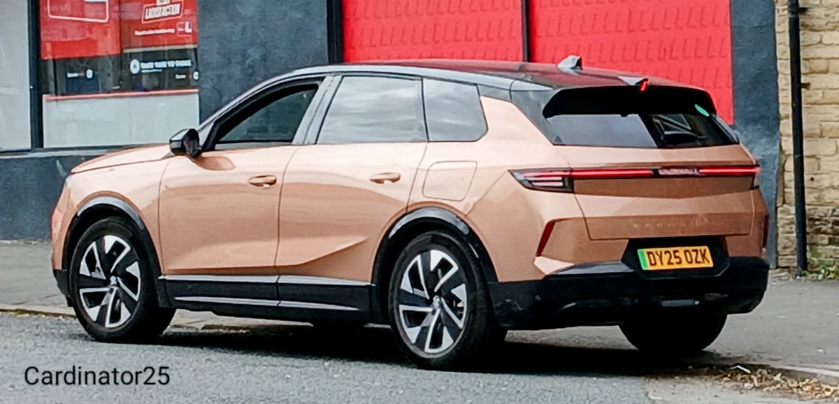 2025 Vauxhall Grandland Electric — 폴스타 3 보조금, 리어 모터만 50% 듣는 이유